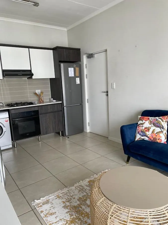 417 The Sandown Cape Town Daire